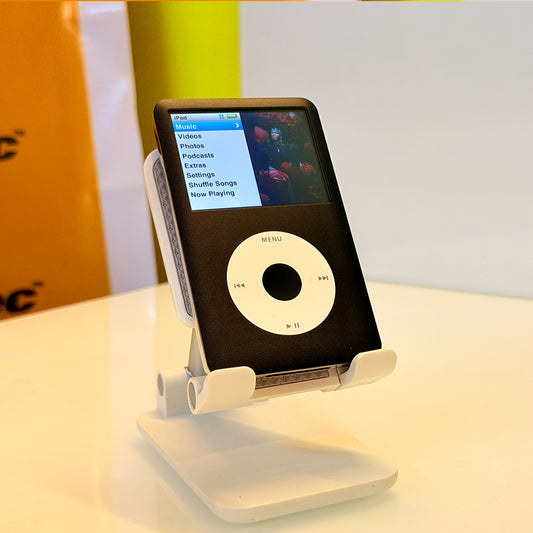 (Open Box Condition) Apple iPod Classic 7th Generation 120 GB (Black and White Special Edition) + Apple EarPods (6 Months Warranty)