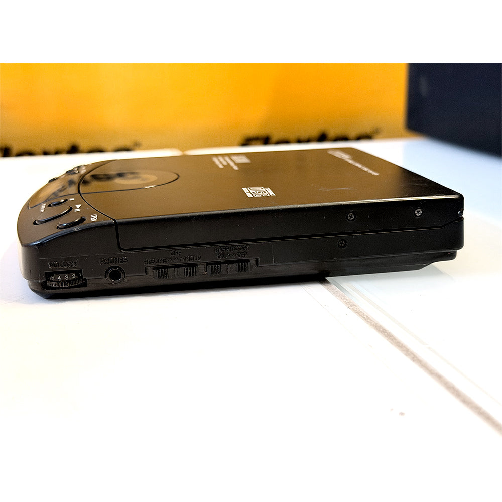 (Pre-Owned, Good) Citizen CBM3300 Portable CD Player (Black) (60 Days Warranty) + 1 Music CD