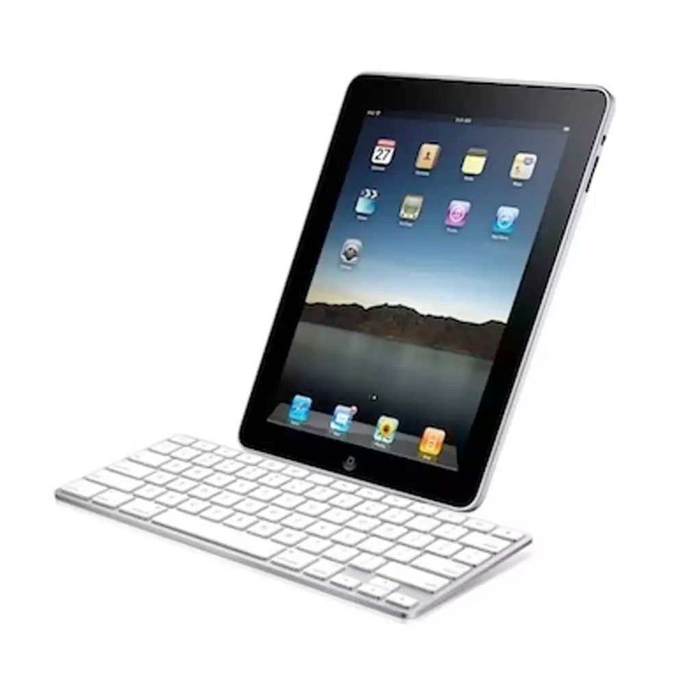 (Pre-Owned, Good) Apple iPad Keyboard Dock (for iPad 1st, 2nd, 3rd and 4th generation) (60 Days Warranty)