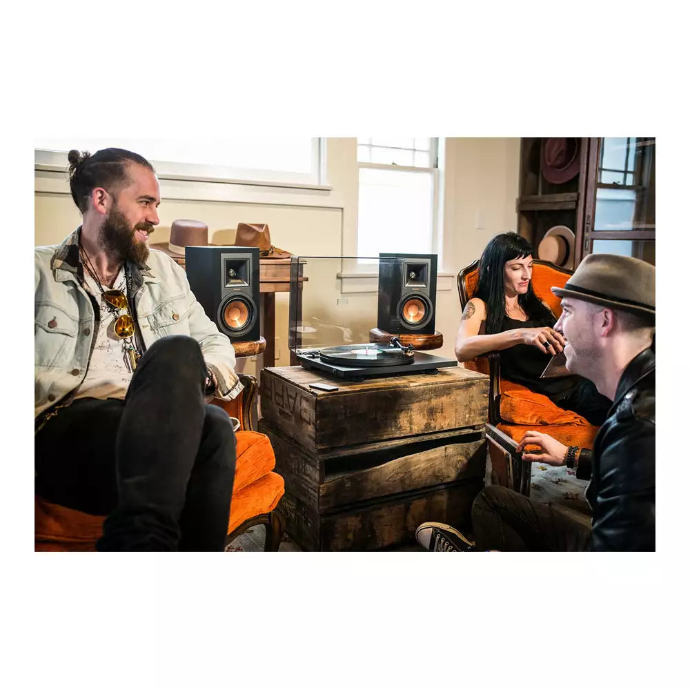 (Pre-Owned) Klipsch R-15PM Powered Bookshelf Speakers with Bluetooth, Klipsch Horn-Loaded Technology (Pair) (Black) (90 Days Warranty)