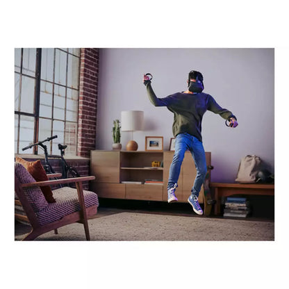 (Pre-Owned, Very Good) Oculus Quest All-In-One VR System With OLED Displays (Gen 1) (64GB) (Black) (120 Days Warranty)