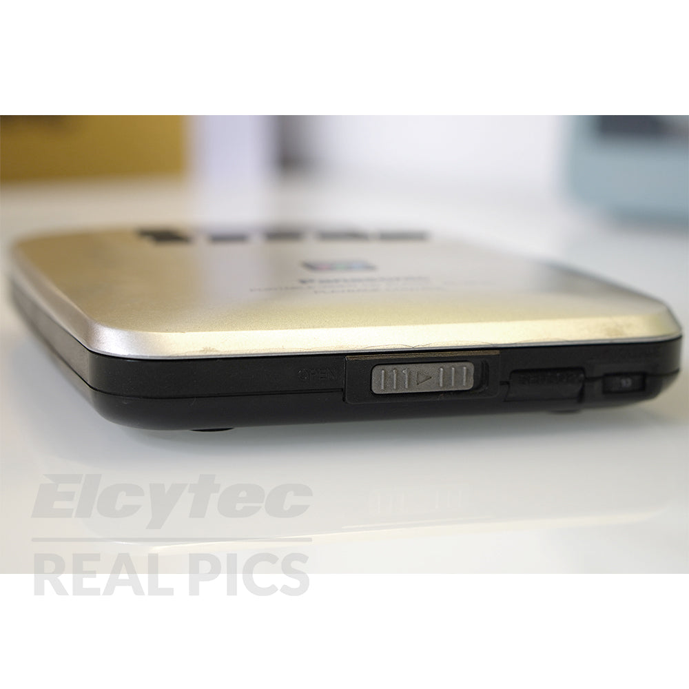 (Pre-Owned, Very Good) Panasonic SL-VP30 Portable VCD (CD, VCD Playback) (Made in Japan) (Silver) (90 Days Warranty)