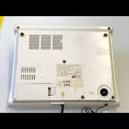 (Pre-Owned, Very Good) Siemens RG 294 Dual Alarm Electronic Clock Radio (FM/AM) With Auto Dimmer (White) (60 Days Warranty)