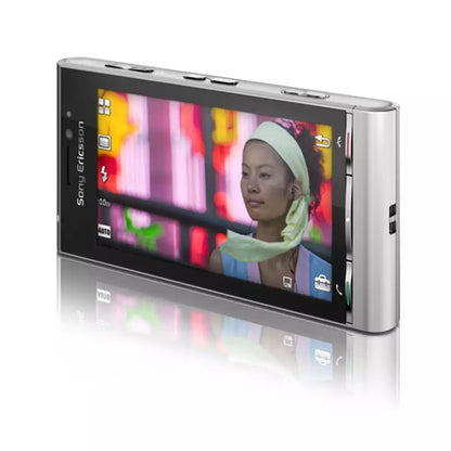 (Open Box Condition) Sony Ericsson Satio (Idou) 12MP Camera (Xenon + LED Flash) (FM Radio) (Silver) + Sony Ericsson Earphones (90 Days Warranty)